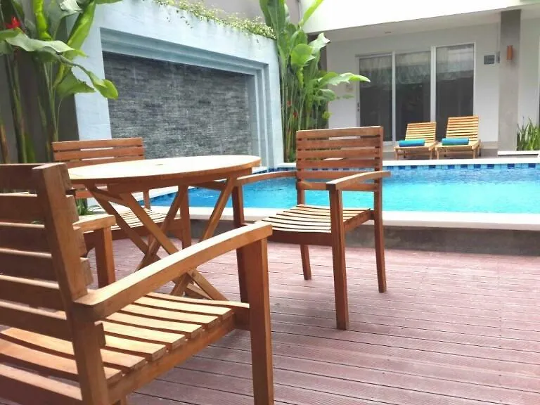 Mi Casa Residence Seminyak  Bed & Breakfast Seminyak (Bali)